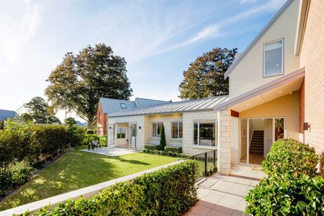 Photo of property in 3 Le Quesnoy Place, Cambridge, 3434