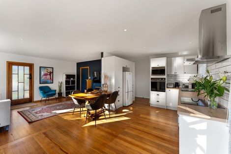 Photo of property in 12 Kyeburn Place, Avonhead, Christchurch, 8042