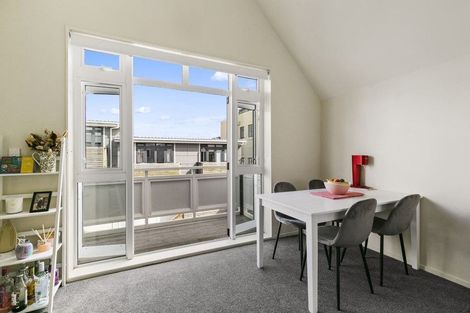Photo of property in Pirie Street Townhouses, 18/35u Pirie Street, Mount Victoria, Wellington, 6011