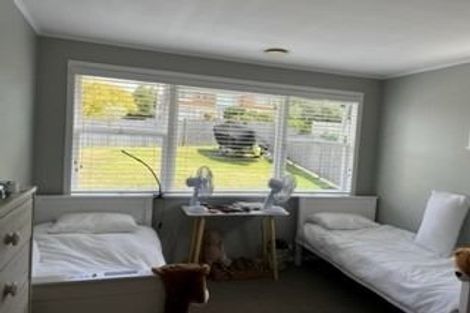 Photo of property in 7 Meadowvale Avenue, Forrest Hill, Auckland, 0620