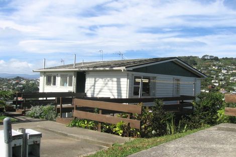 Photo of property in 41f2 Chartwell Drive, Crofton Downs, Wellington, 6035