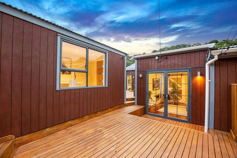 Photo of property in 53 Cluny Road, Plimmerton, Porirua, 5026