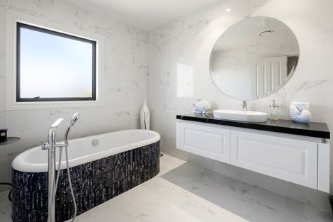 Photo of property in 31 Montrose Crescent, Huntington, Hamilton, 3210