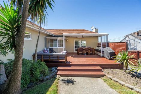 Photo of property in 2/22 Onepoto Road, Hauraki, Auckland, 0622