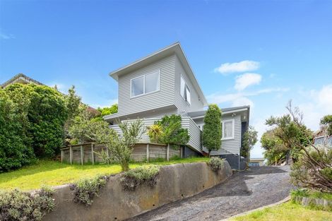 Photo of property in 34 Bassett Road, Johnsonville, Wellington, 6037