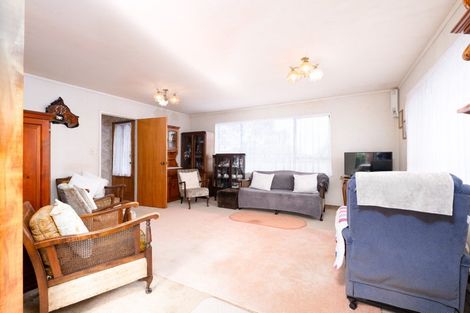 Photo of property in 134 Everglade Drive, Totara Heights, Auckland, 2105