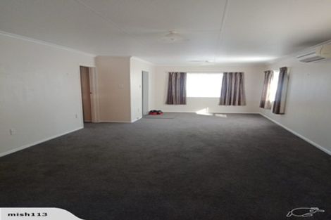 Photo of property in 17b Hillcrest Drive, Kelvin Grove, Palmerston North, 4414