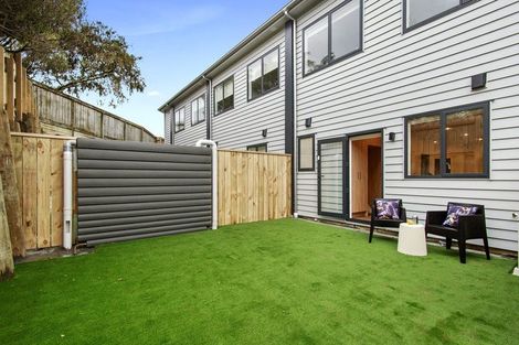 Photo of property in 1b Pembroke Street, Tawa, Wellington, 5028