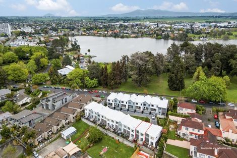 Photo of property in 10/19u Ruakiwi Road, Hamilton Lake, Hamilton, 3204