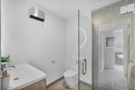 Photo of property in 76a Quinns Road, Shirley, 8013