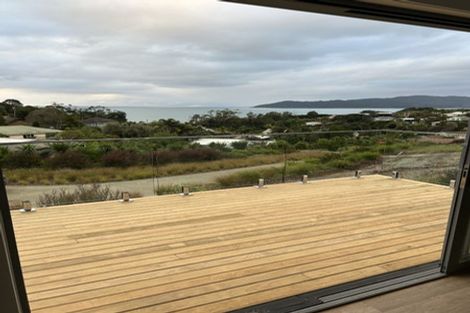 Photo of property in 10 Morey Road, Cable Bay, 0420