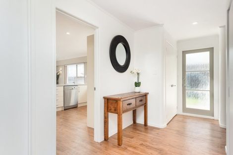 Photo of property in 15 Hookey Drive, Te Puke, 3119