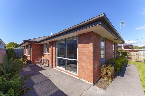Photo of property in 3/11 North Avon Road, Richmond, Christchurch, 8013