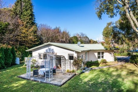 Photo of property in 10 Kowhai Road, Rainbow Point, Taupo, 3330
