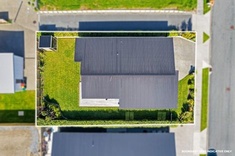 Photo of property in 10 Karearea Avenue, Waikanae, 5036