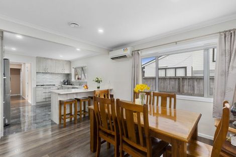 Photo of property in 2/15 Vivian Wilson Drive, Eastern Beach, Auckland, 2012