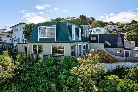 Photo of property in 33 Acacia Avenue, Maungaraki, Lower Hutt, 5010