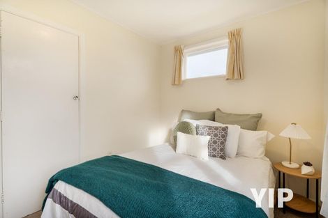 Photo of property in 62 Ruskin Road, Newlands, Wellington, 6037