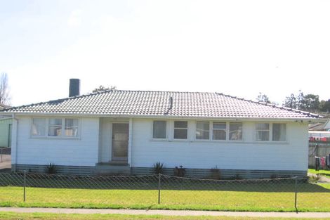 Photo of property in 24 Old Wairoa Road, Papakura, 2110