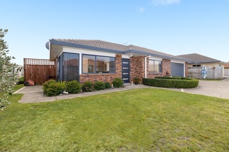 Photo of property in 315 Gravatt Road, Papamoa Beach, Papamoa, 3118