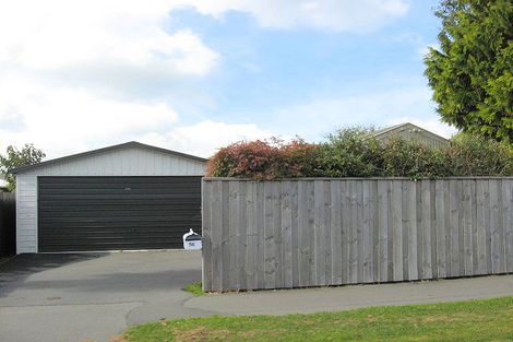 Photo of property in 56 Hounslow Street, Ilam, Christchurch, 8041