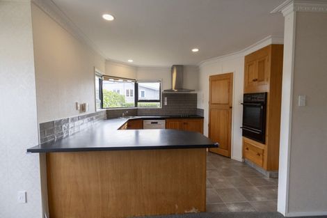 Photo of property in 69a Williams Street, Cambridge, 3434