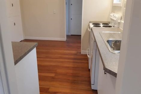 Photo of property in 26 Paynters Avenue, Strandon, New Plymouth, 4312