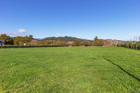 Photo of property in 59 Ohau Gravels Way, Ohau, 5570