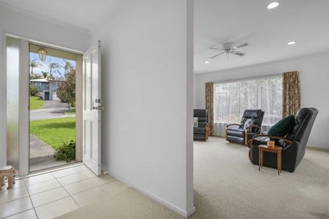 Photo of property in 18 Mamaku Rise, Welcome Bay, Tauranga, 3112