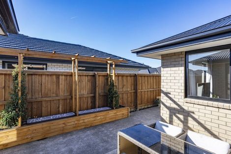 Photo of property in 14 Northmoor Boulevard, Rolleston, 7615