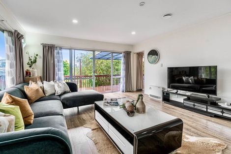 Photo of property in 38 Awaruku Road, Torbay, Auckland, 0630
