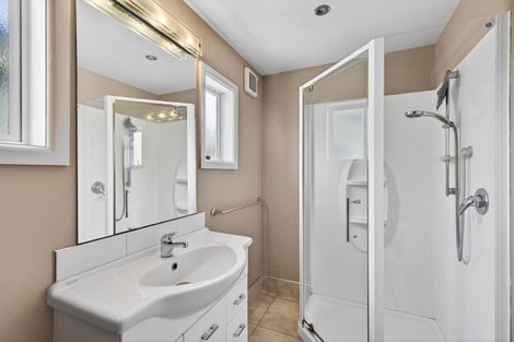 Photo of property in 1111 Haig Street, Parkvale, Hastings, 4122