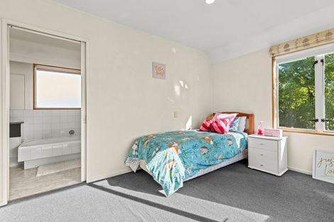 Photo of property in 1a Bradshaw Terrace, Riccarton, Christchurch, 8011