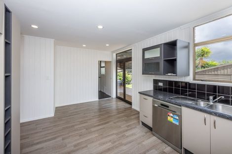 Photo of property in 50 Poaka Avenue, Dinsdale, Hamilton, 3204