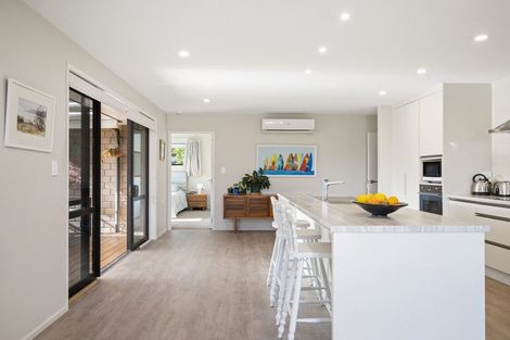 Photo of property in 8 Modello Lane, Waiuku, 2123