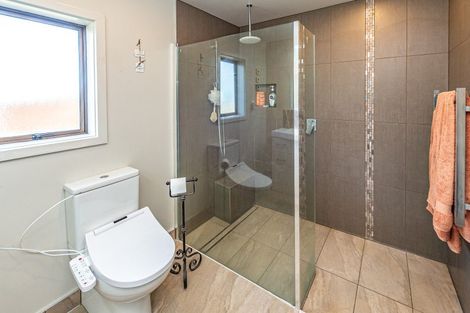 Photo of property in 10 Okiwa Terrace, Waiinu Beach, Whanganui, 4588