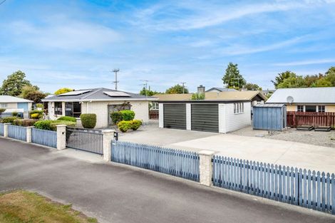 Photo of property in 49 Cambridge Terrace, Masterton, 5810