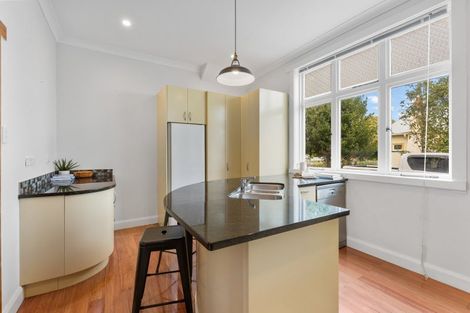 Photo of property in 12 Cambridge Street, Gonville, Whanganui, 4501