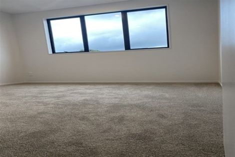 Photo of property in 10/148 Lincoln Road, Henderson, Auckland, 0610