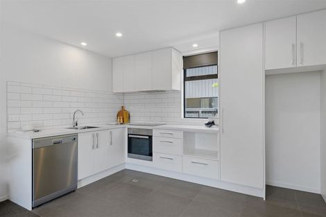 Photo of property in 5/48 Mathesons Road, Phillipstown, Christchurch, 8011