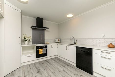 Photo of property in 7 Elder Place, Massey, Auckland, 0614