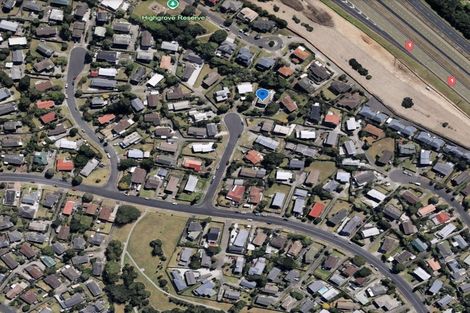 Photo of property in 15 Atlantis Place, Totara Vale, Auckland, 0629