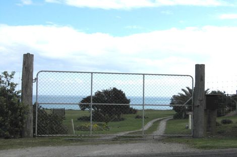 Photo of property in 27 Longbeach Drive, Castlecliff, Whanganui, 4501