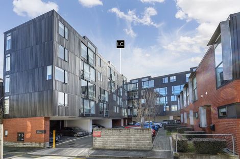 Photo of property in Nouvo Apartments, 5h/21 Rugby Street, Mount Cook, Wellington, 6021