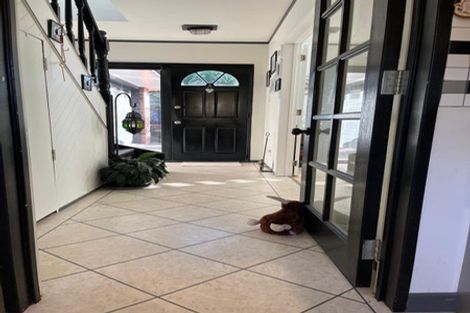 Photo of property in 1/14 Wilisa Rise, Goodwood Heights, Auckland, 2105