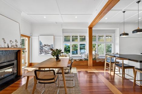 Photo of property in 60 Milton Road, Bluff Hill, Napier, 4110