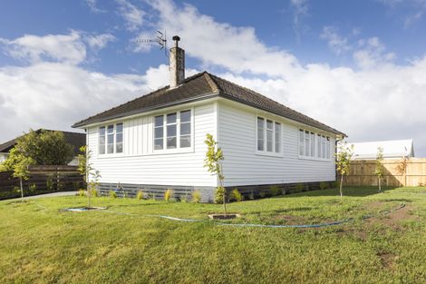 Photo of property in 2 Avon Terrace, Roslyn, Palmerston North, 4414