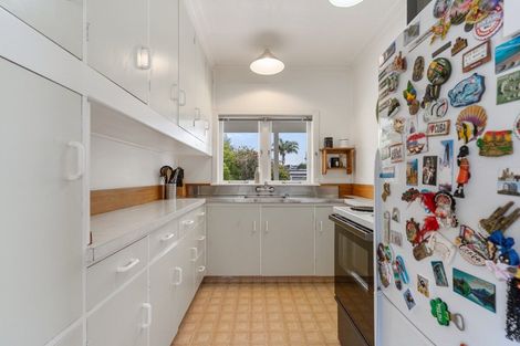 Photo of property in 312 Ocean Road, Whangamata, 3620