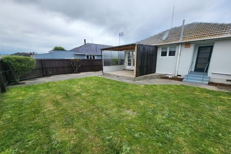 Photo of property in 176 Springs Road, Hornby, Christchurch, 8042