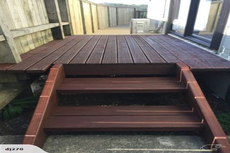 Photo of property in 41a Sunhaven Drive, Newlands, Wellington, 6037